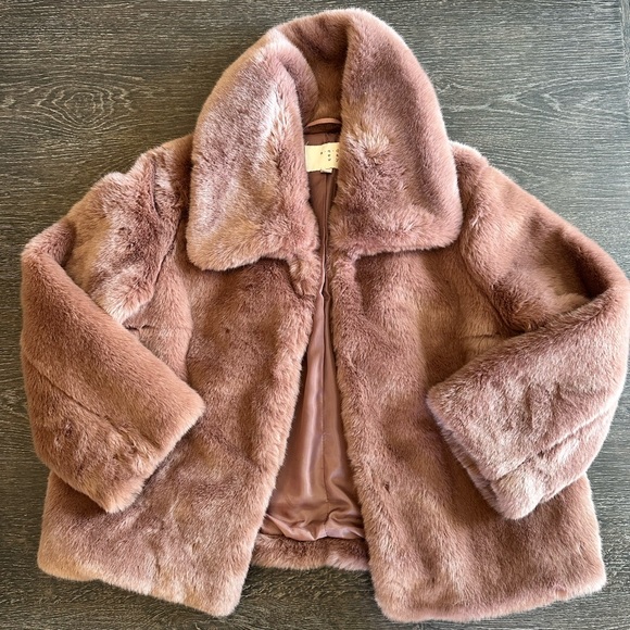 Faux Fur Coat - Picture 2 of 4